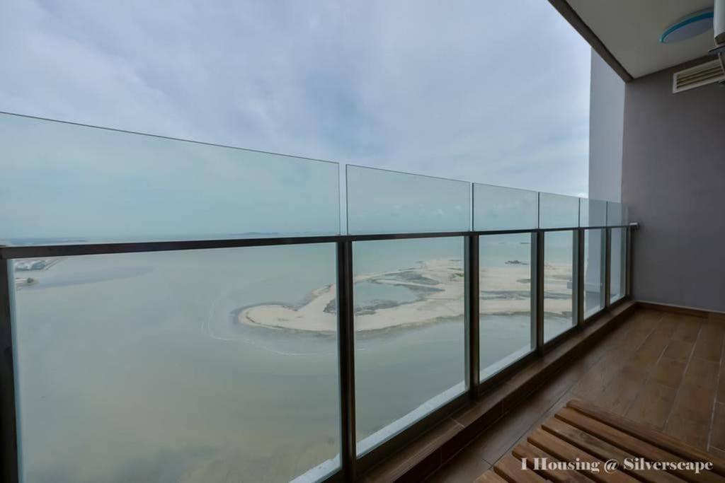Ken Home Silverscape Block A 5pax , Wi-Fi , Netflix Malacca Exterior foto